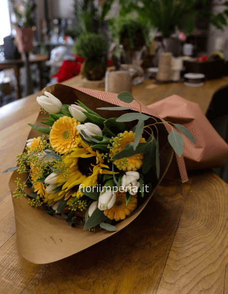 Bouquet di fiori colorato